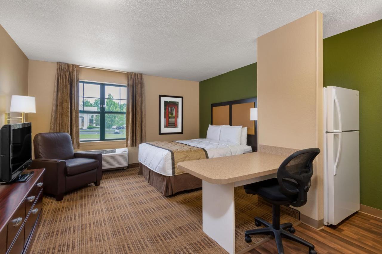 เอ็กซ์เทนด์ สเตย์ อเมริกา คลีฟแลนด์-บรูกลิน Hotel Brooklyn ภายนอก รูปภาพ