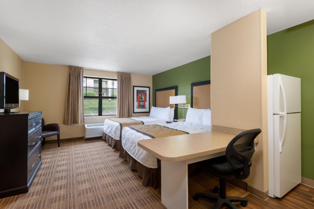 เอ็กซ์เทนด์ สเตย์ อเมริกา คลีฟแลนด์-บรูกลิน Hotel Brooklyn ภายนอก รูปภาพ